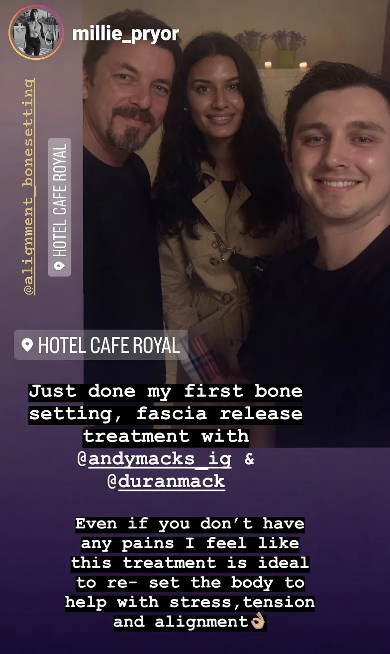 Millie Pryor con Andy y Duran en el Hotel Café Royal